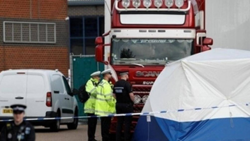 Diễn biến mới nhất vụ 39 người Việt tử nạn trong xe container ở Anh
