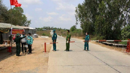 Phát hiện 1 trường hợp nghi nhiễm COVID-19 vào Việt Nam trái phép qua đường mòn