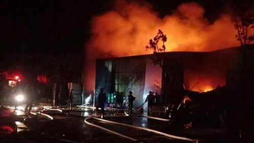 Hà Nội: Cháy lớn tại khu vực Viện điều tra quy hoạch rừng lúc nửa đêm