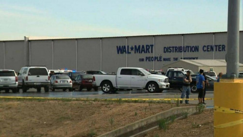 Xả súng tại trung tâm phân phối Walmart ở Mỹ làm ít nhất 2 người chết