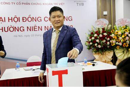 Chứng khoán Trí Việt: TVC giao dịch ở giá sàn sau khi dồn dập mua vào cổ phiếu TVB