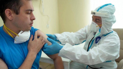 Nga sẽ tiêm vắc-xin covid-19 miễn phí cho toàn dân