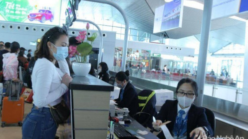 Nghệ An dẫn giải 10 đối tượng tội phạm qua đường hàng không