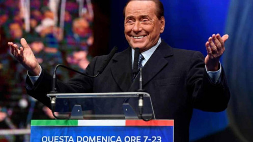 Cựu Thủ tướng Italy Berlusconi nhiễm virus SARS-CoV-2