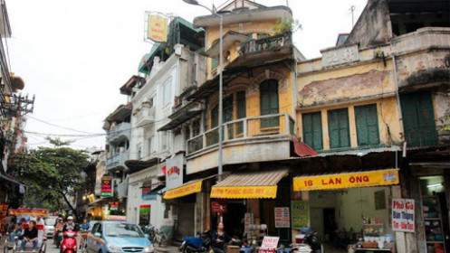 Di sản khu phố cổ Hà Nội: Không giãn dân, khó bảo tồn