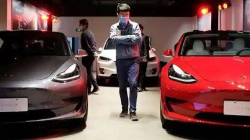 Doanh số bán ô tô tại Trung Quốc tăng tháng thứ 6 liên tiếp