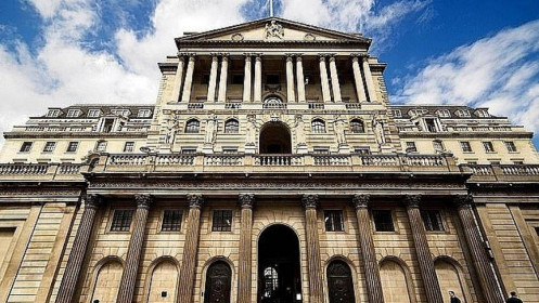 Ngân hàng Trung ương Anh sẽ in thêm 100 tỷ bảng tiền mặt do suy thoái kép bùng phát