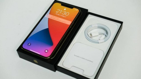 iPhone 12 Pro Max mất giá gần 20 triệu đồng sau 2 ngày về Việt Nam