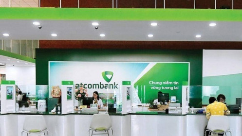 Kế toán trưởng Vietcombank bán vượt 5.000 cổ phiếu VCB so với mức đăng ký