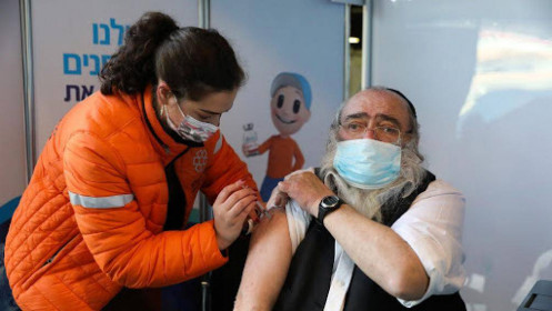 Pháp không đủ vaccine ngừa Covid-19 để tiêm cho dân chúng
