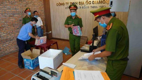 Tự 'duyệt' phân lô bán nền để lừa đảo