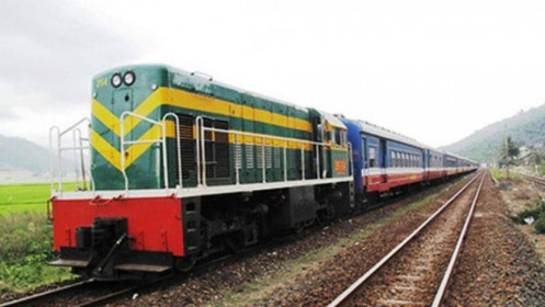 Đường sắt giảm 30% giá vé và tăng cường phòng dịch COVID-19
