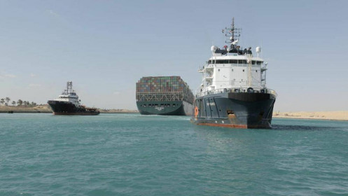 Giải tỏa kênh đào Suez: Tổng chi phí có thể lên tới 1 tỉ USD