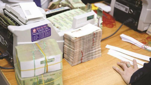 Tiền chạy đi đâu?