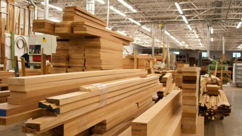 Xuất khẩu gỗ tăng trưởng nhanh tiềm ẩn nhiều rủi ro