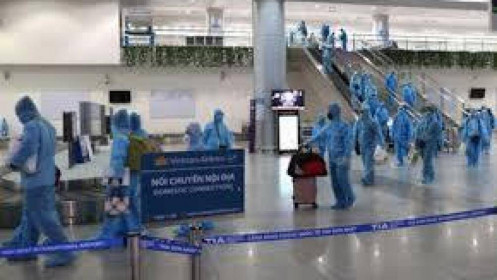 Sân bay Tân Sơn Nhất tạm dừng các chuyến bay chở khách nhập cảnh