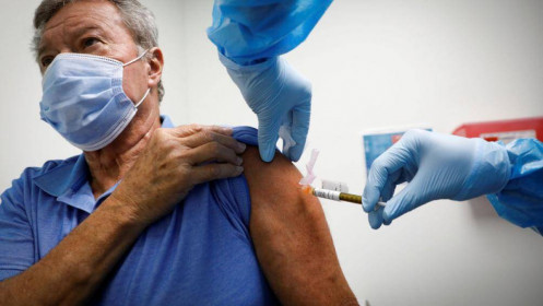 67% người trưởng thành ở Mỹ đã được tiêm ít nhất 1 liều vaccine Covid-19
