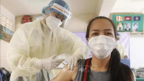 Phnom Penh kết thúc chiến dịch tiêm phòng vaccine Covid-19