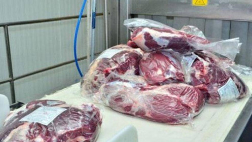 Campuchia phát hiện thịt trâu đông lạnh từ Ấn Độ nhiễm virus SARS-CoV-2