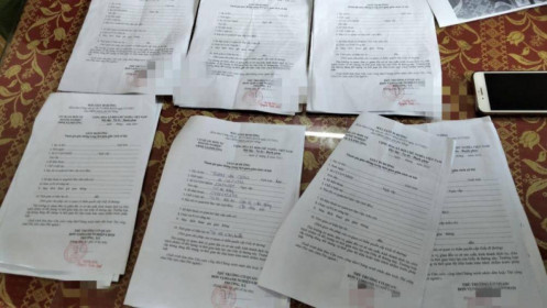Bỏ 12 triệu mua giấy đi đường để "thông" chốt kiểm dịch tại Hà Nội