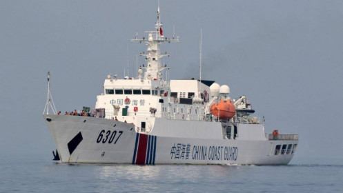 Chuyên gia quốc tế: Trung Quốc đừng mong thực hiện kiểm soát đi lại ở Biển Đông