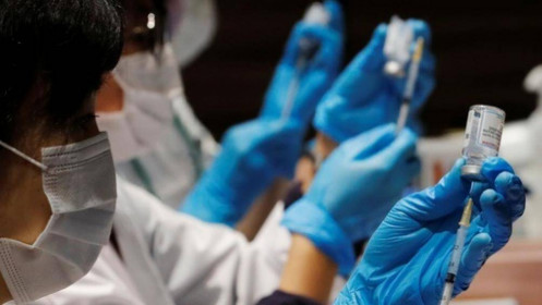 Thái Lan tiêm trộn lẫn vaccine Sinovac và AstraZeneca cho 1,5 triệu người