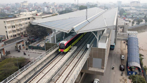Đường sắt Nhổn - ga Hà Nội sắp nhận đủ tàu, có kịp khai thác cuối năm 2021?