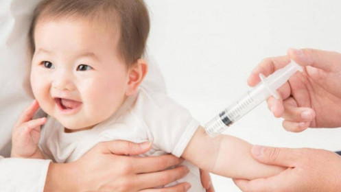 Vaccine phòng COVID-19: Mũi 1 tiêm một nơi, mũi 2 tiêm nơi khác được không?