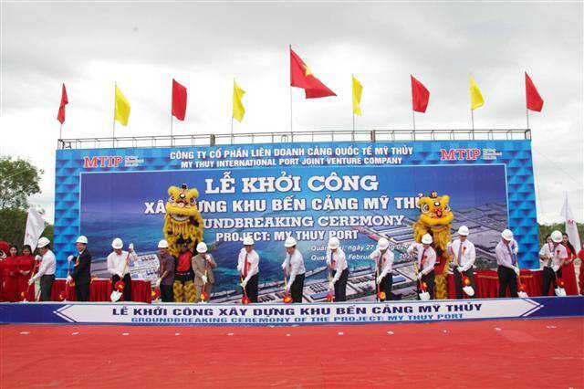 Những “đại dự án” ì ạch