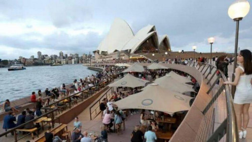 Thành phố Sydney (Australia) mở cửa trở lại sau gần 4 tháng phong tỏa
