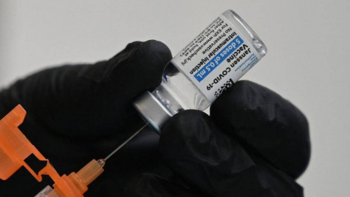 Tiêm 'trộn' vắc xin Johnson & Johnson với Moderna tăng kháng thể gấp 76 lần