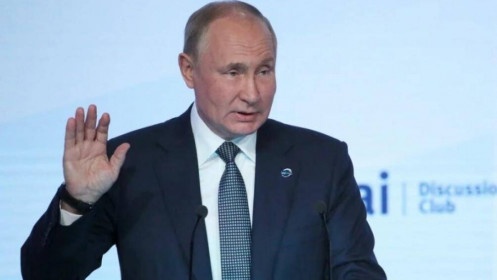 Tổng thống Nga Putin không ủng hộ ý tưởng tiêm chủng bắt buộc ngừa Covid-19