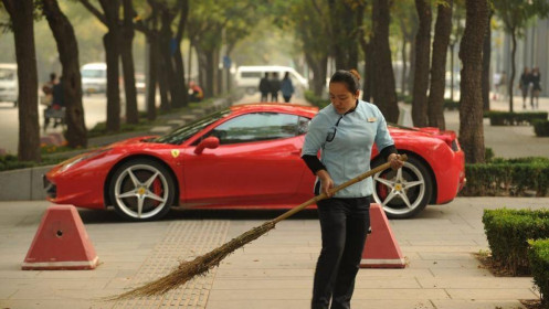 Người giàu Trung Quốc lo bảo vệ tài sản