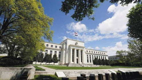 Lo ngại Fed tăng lãi suất và áp lực lên lãi suất trong nước