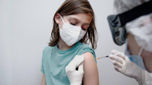 Mỹ: Tiêm phòng vaccine Covid-19 cho trẻ em