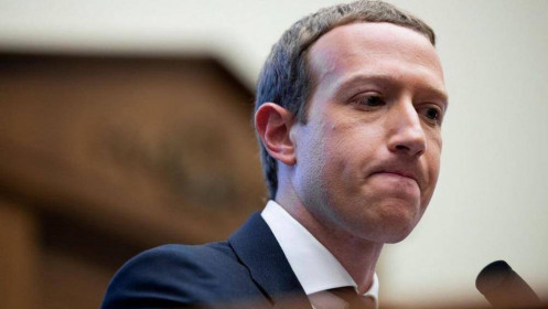 Cựu nhân viên kêu gọi Mark Zuckerberg từ chức