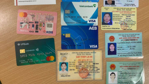 Hà Nội: Nữ thày bói lừa đảo khách quen 400 triệu đồng