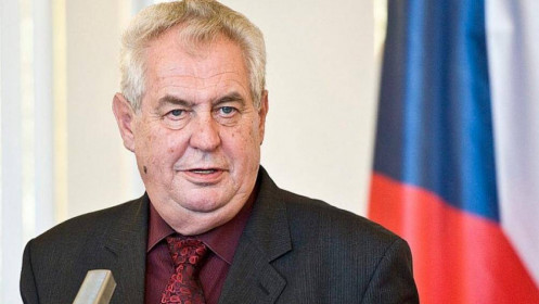 Tổng thống Séc sẽ bổ nhiệm Thủ tướng mới để giải quyết khủng hoảng