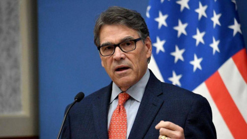 Cựu bộ trưởng năng lượng Mỹ Rick Perry cho biết giá dầu có thể đạt 100 USD trong 6 tháng tới