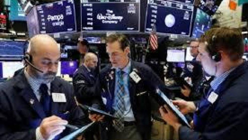Vì sao thị trường tài chính đột ngột giảm mạnh ngày Black Friday?