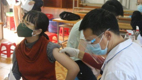 Ngày 27/11, Hà Nội có 227 F0 mới, hơn 38.000 trẻ em 14 tuổi tiêm vaccine