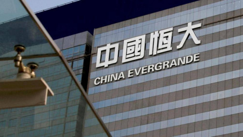 Evergrande bị gán mác "vỡ nợ hạn chế"