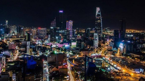 ADB hạ dự báo tăng trưởng kinh tế Việt Nam 2021 còn 2%