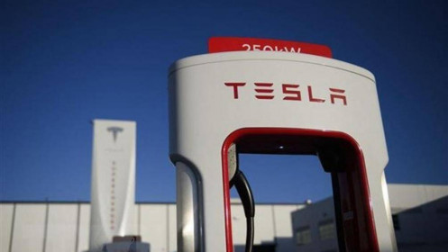 CEO Tesla có thể bán tổng cộng 18 tỷ USD cổ phiếu đến cuối năm nay