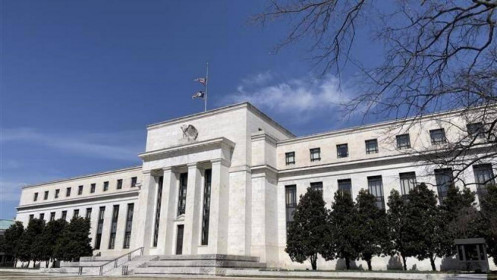 Fed mạnh tay giảm tốc độ mua trái phiếu, dự báo nâng lãi suất 3 lần trong năm 2022