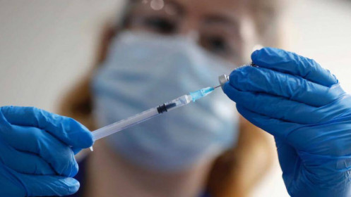 Thủ tướng Israel: Mũi tiêm vaccine Covid-19 thứ 4 giúp tăng 5 lần lượng kháng thể
