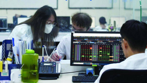 VN-Index có thể đạt 1.800 điểm trong năm 2022
