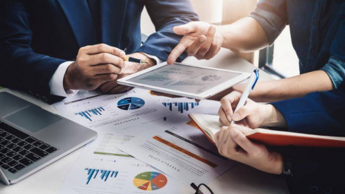 Khó có nhóm ngành thật sự dẫn sóng trong năm 2022