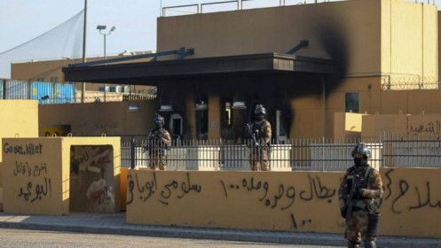 Đại sứ quán Mỹ ở Iraq bị tấn công bởi các nhóm khủng bố