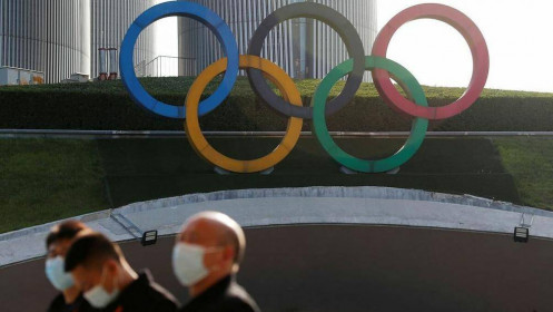 Sợ biến thể Omicron, Trung Quốc hủy bán vé Olympic Mùa Đông